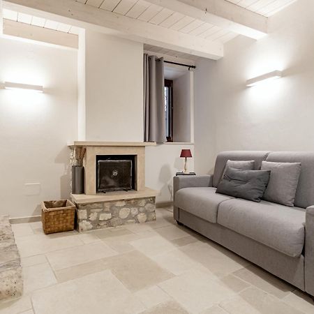 B&B Vico Suites Vico nel Lazio Ngoại thất bức ảnh